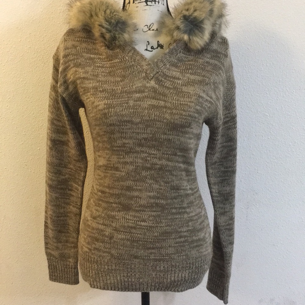 Venus Hooded Sweater